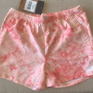 NWT North Face Girls Shorts Size Large